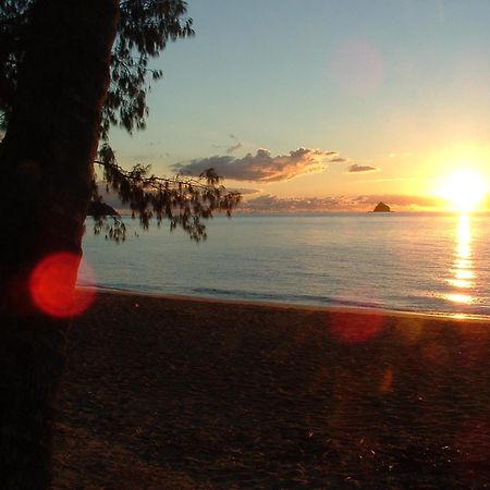 Marlin Waters Beachfront Apartments Palm Cove Dış mekan fotoğraf